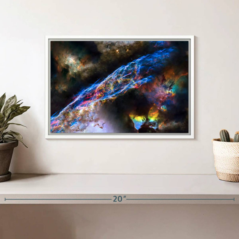Nébuleuse du voile brillant, Cadre flottant blanc, 13 po x 9 po