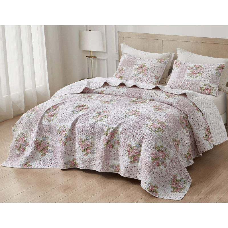 Pink Floral Patchwork Twin Reversible Cotton Quilt Set
