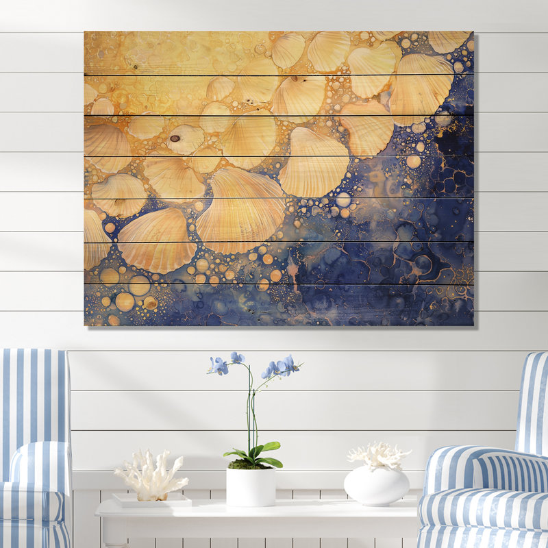 Cascade éthérée de coquillages II - Art mural traditionnel sur bois de pin naturel, H 10 po x l 20 po