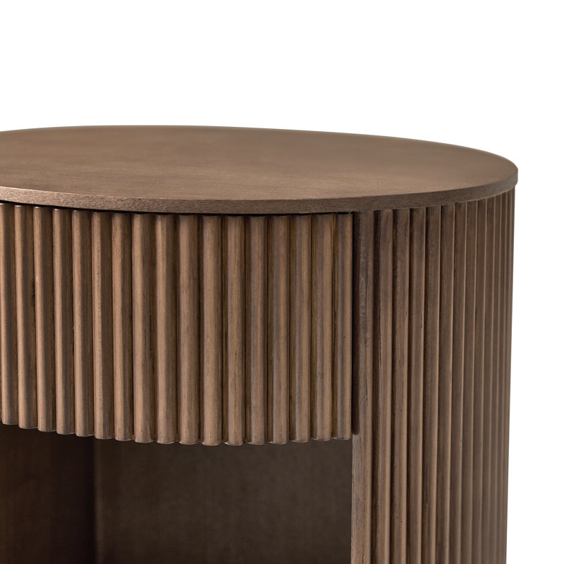 Ensemble de 2 tables de bout rondes cannelées avec rangement Kaybri, Noyer