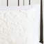 Housse de couette très grand / très grand 3 pièces, en chenille de coton, en blanc, 2 taies décoratives, fermeture à boutons, attaches de coin, lavable à la machine, pièces de literie au design élégant, aspect agréable-120218237-120218239