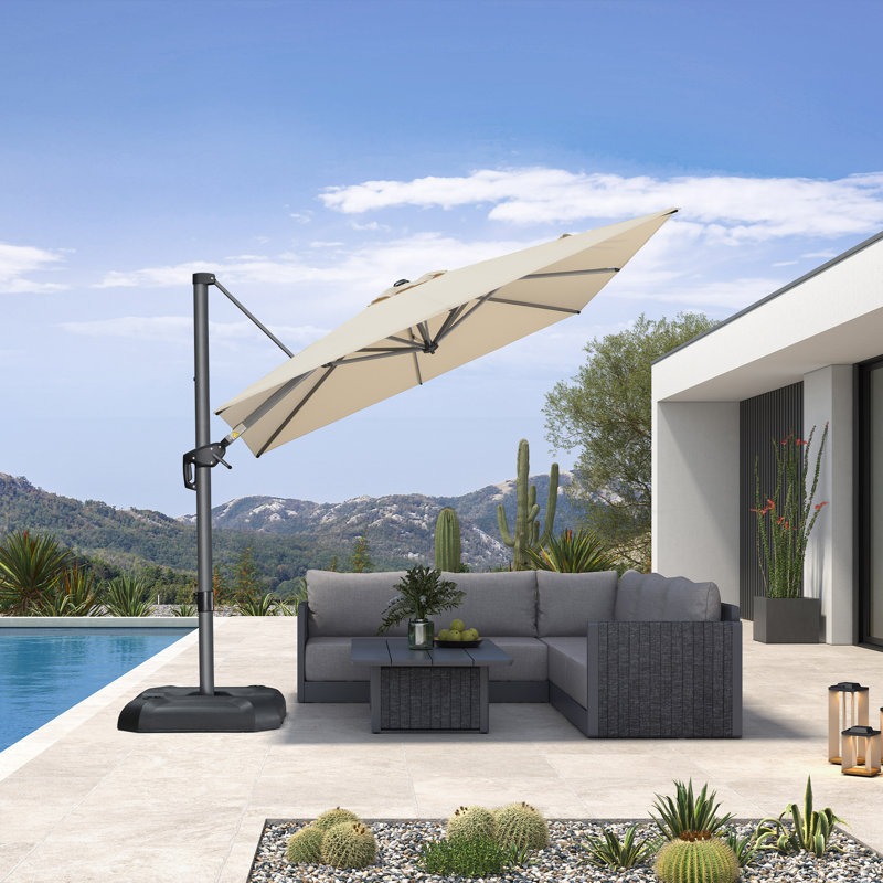 Parasol carré en porte-à-faux 8 pi avec base en croix Balvin, Beige, L 96 po x P 96 po