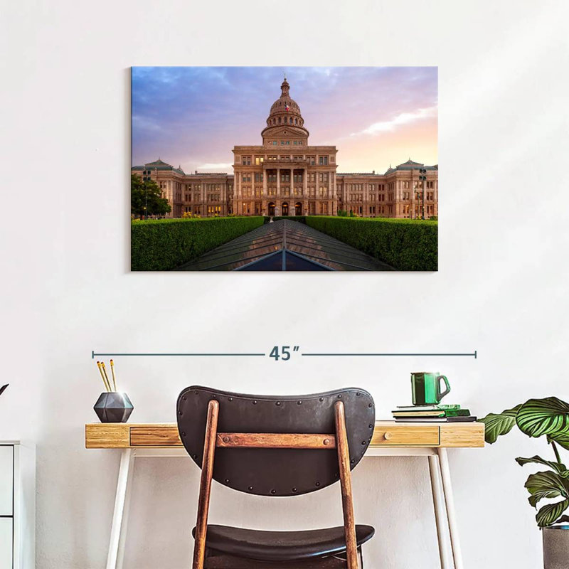 Iconic Texas Capitol, H 24 po x l 36 po