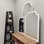 Miroir de coiffeuse encadré-662371174
