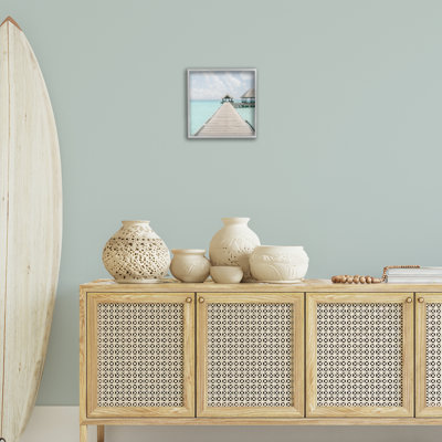 «Tropical Long Pier», estampe numérique encadrée par Noah Bay