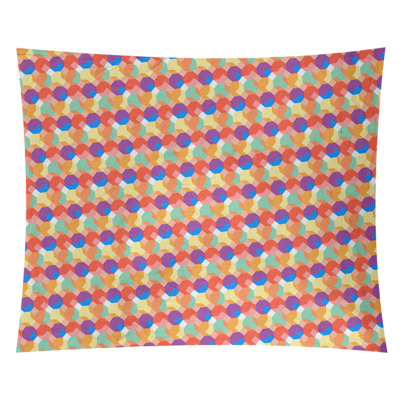 Tapisseries octogones par katelyn elizabeth Kitterman, H 91 po x l 107,5 po, Intérieur