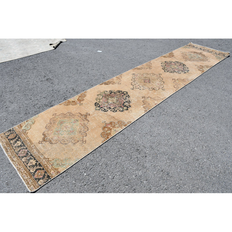 Tapis de couloir turc vintage dans un ton de cuivre avec un design oriental, fabriqué à la main et brun / beige biologique