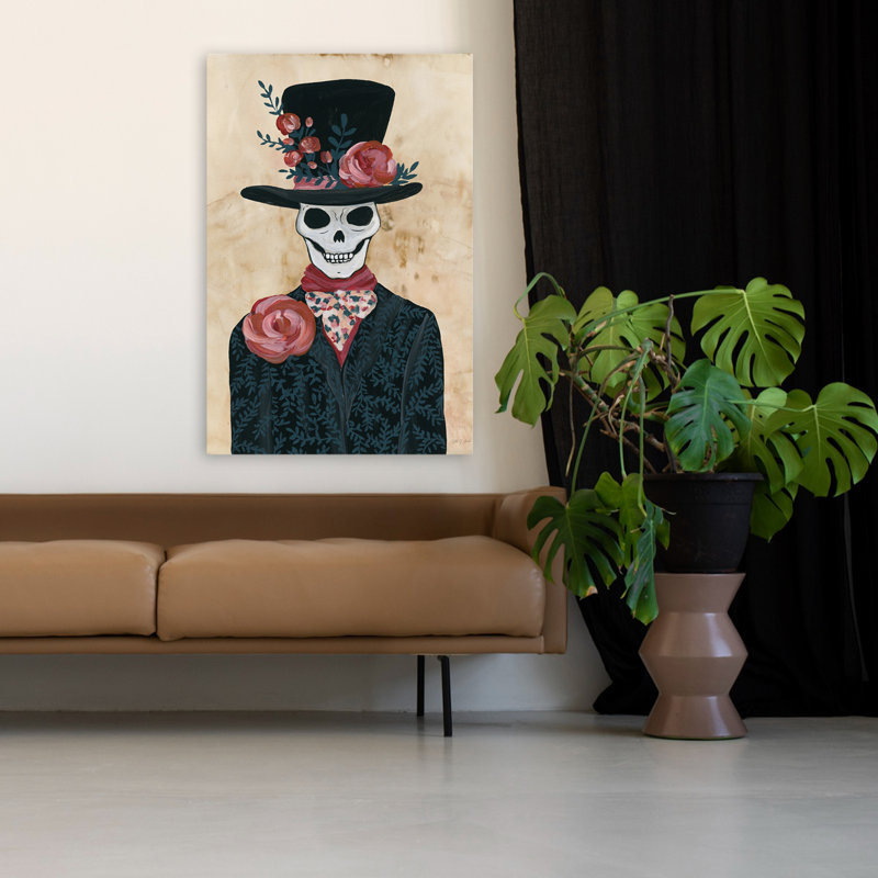 «Skeletal Lover I» - art floral crème avec nœud papillon noir, H 48 po x l 32 po