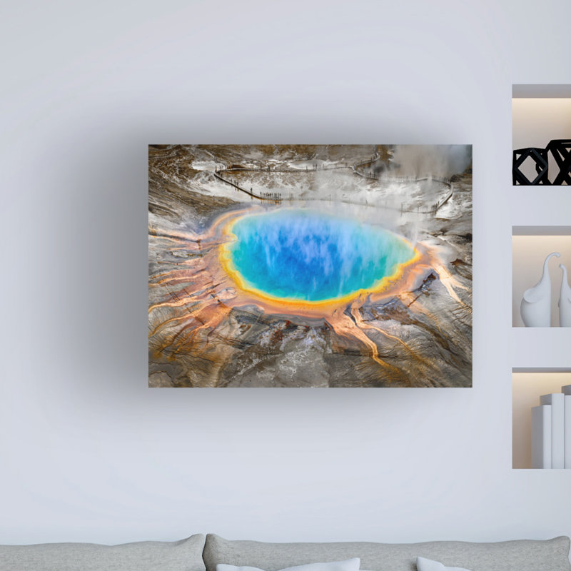 «Grand Prismatic Spring» par Ignacio Palacios, impression sur toile tendue, H 24 po x l 32 po x P 2 po