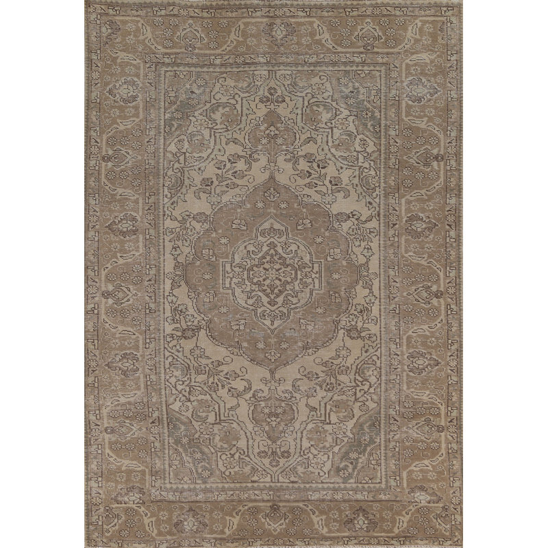 Tapis traditionnel délavé 6 x 9