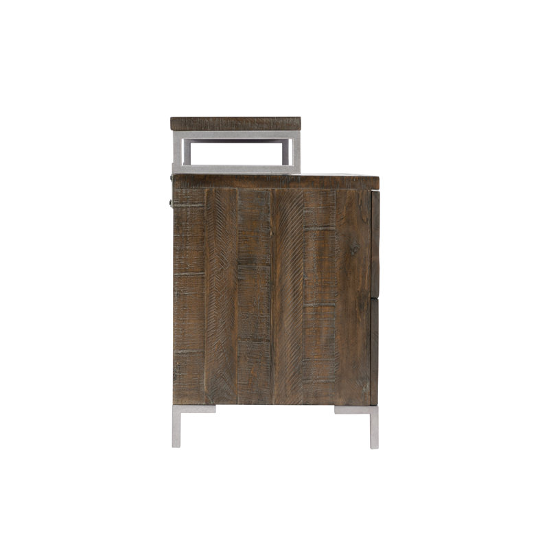Haines Bachelor's Chest 