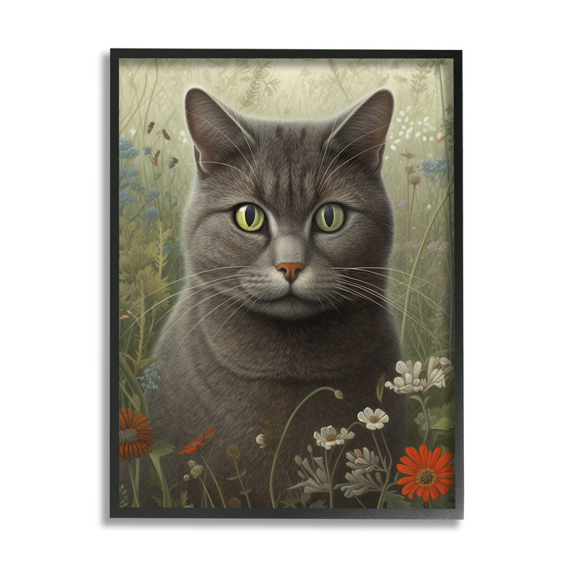 Chat gris dans un champ de fleurs par LSR Design Studio, H 30 po x l 24 po x P 1,5 po, Giclée encadrée blanc bord de mer