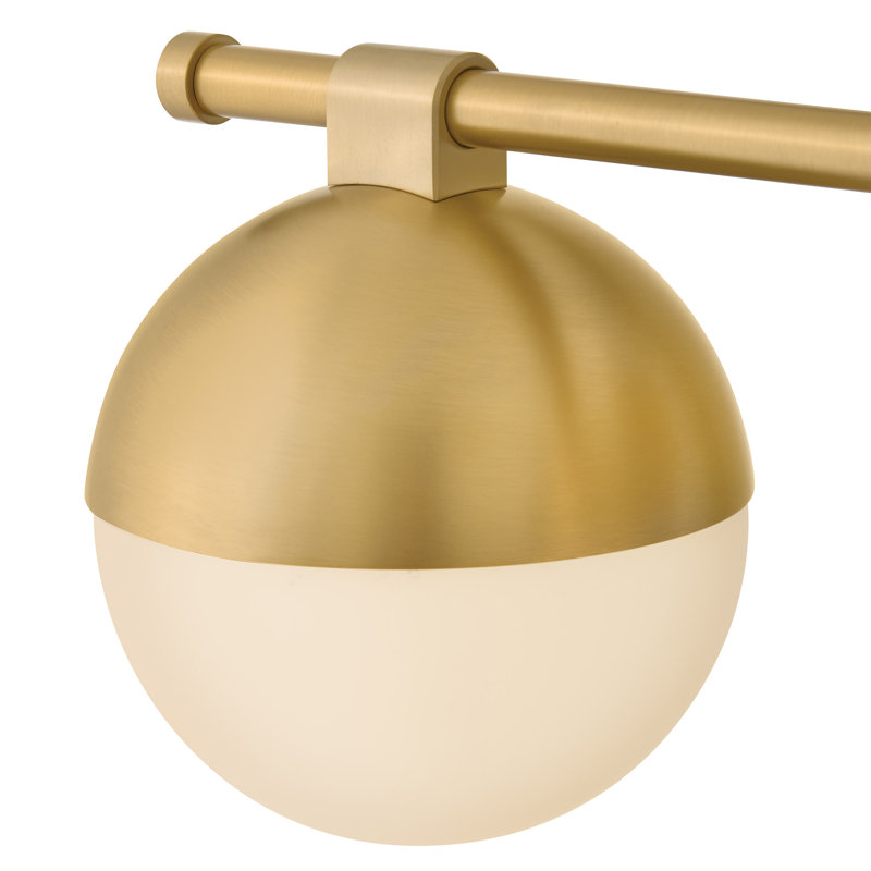 Meuble-lavabo moyen trois lumières Hinkley Bowie, 9" H x 22.5" W x 8.25" D, Lacquered Brass, 3 Lights
