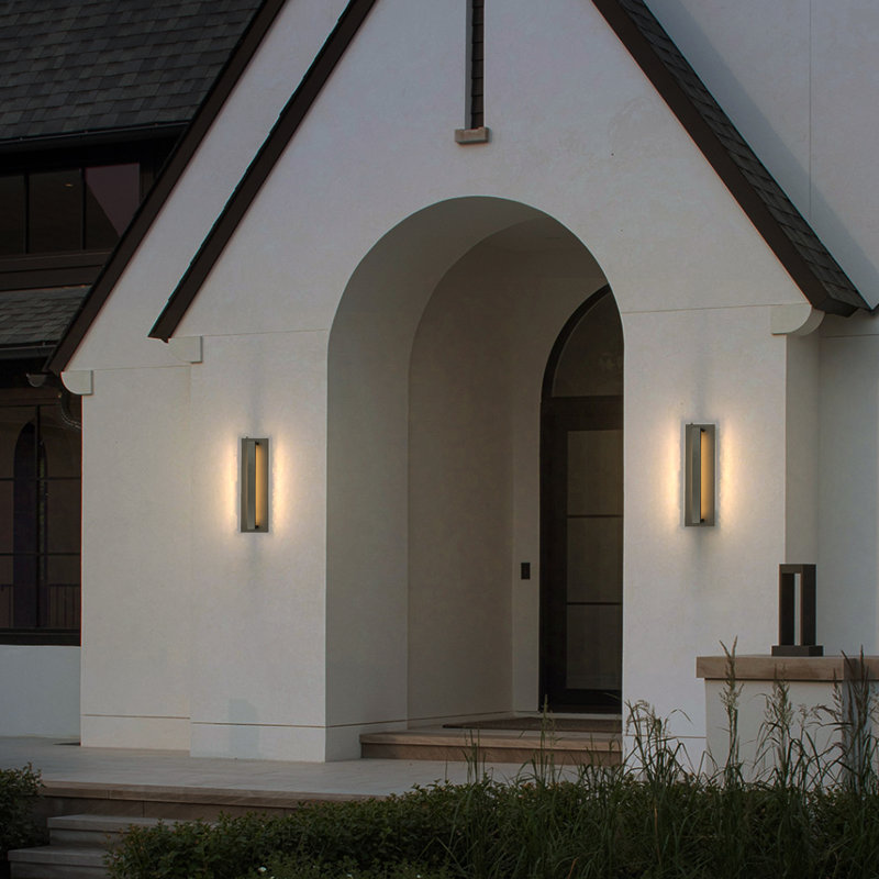 1-light H20 In Minimalist Modern Linear 23w Integrated Led  Outdoor Wall Sconce With Dusk To Dawn Sensor In Matte Black For Porch Patio