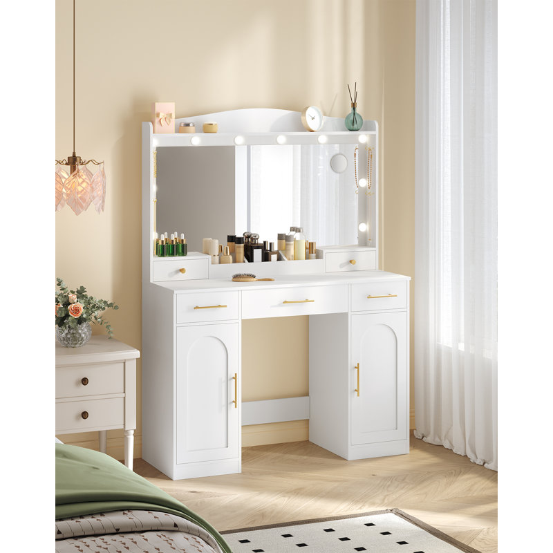 Dressing Table with Mirror