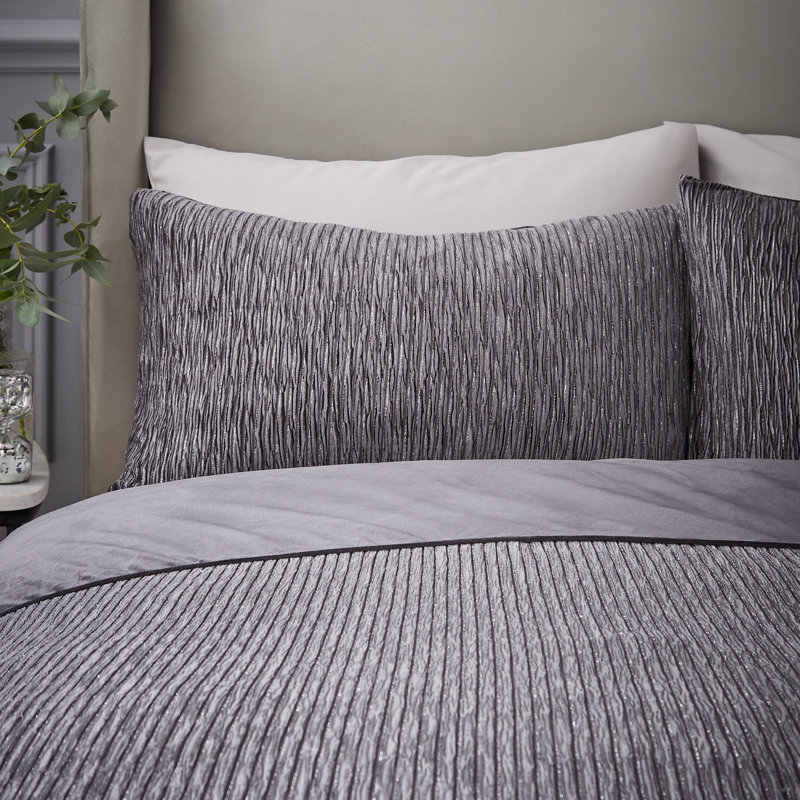 Allure Sparkle Duvet Cover Set, King Duvet Cover Set + 2 Standard Pillowcases