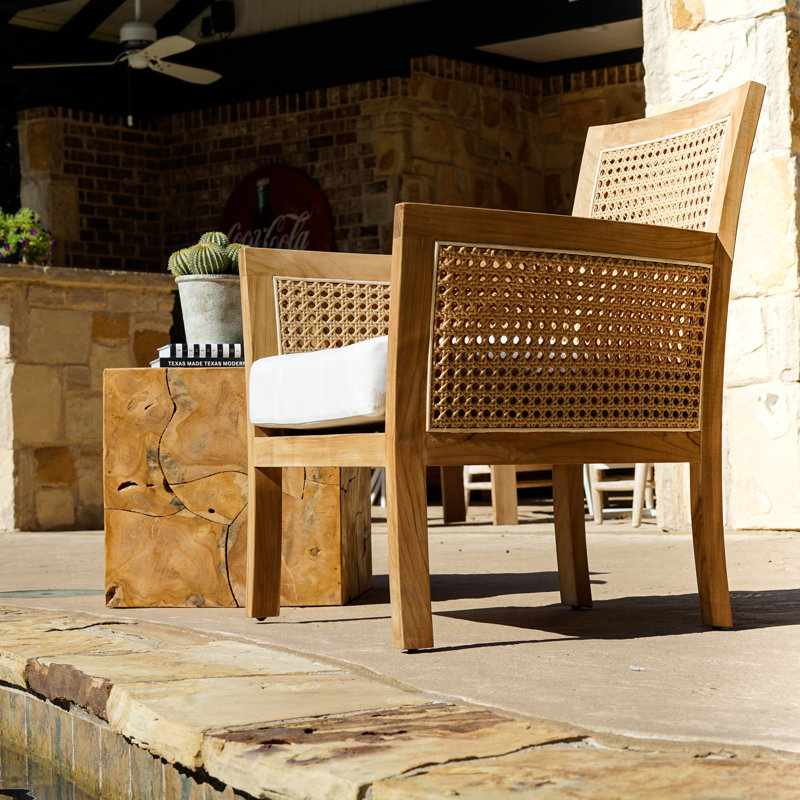 Leadington Outdoor Lounge Chair