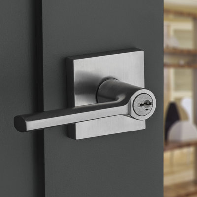Lisbon Keyed Right Hand Door Lever with SmartKey®