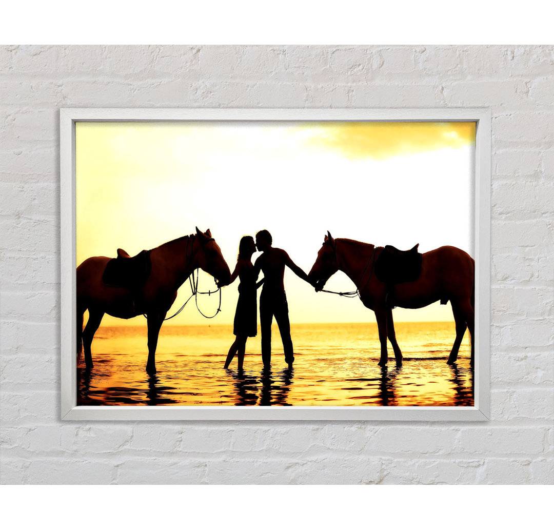 Riding Horses On The Beach - Einzelbildrahmen Kunstdrucke auf Leinwand