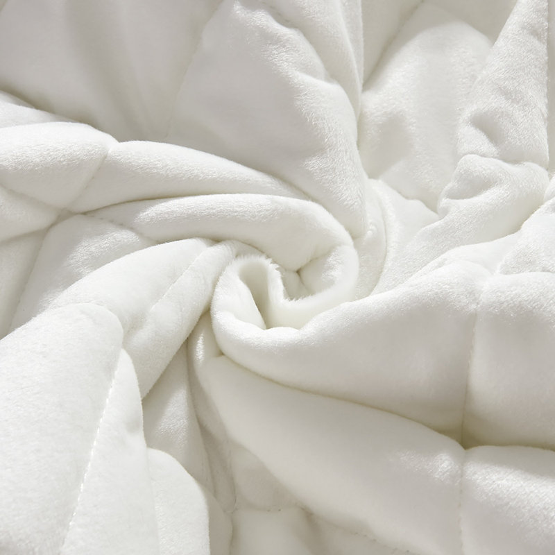 Pointehaven Ivory Velvet Oversized Diamond Quilt Set, Full, Full Quilt + 2 Standard Shams, Ivory