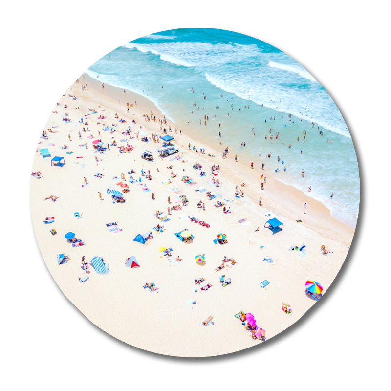 « busy beach » par decorumby-photographie sans cadre, Acrylique, H 46 po x l 46 po x P 1,5 po