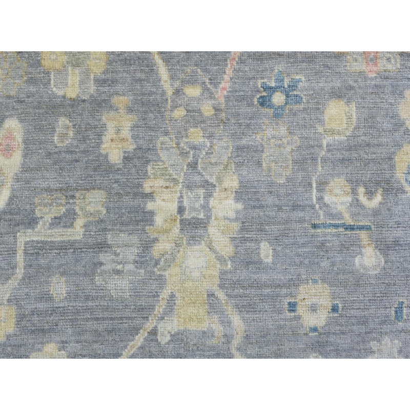Tapis angus en laine noué à la main 8 pi 2 po x 9 pi 10 po Angora
