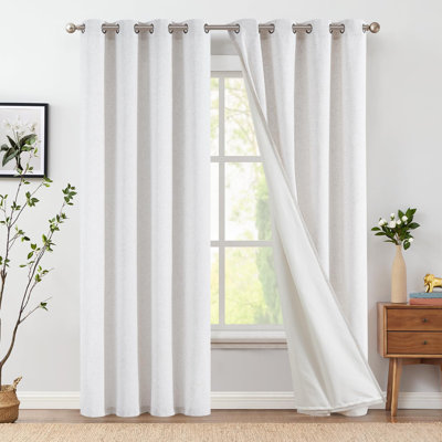 Rideaux en lin à oeillets pour le salon