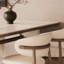 Table de salle à manger élégante et élégante-599260122-599260097