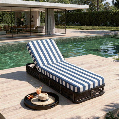 Chaise longue de piscine réglable à l'arrière, corde tissée et structure en fer avec coussin épais, chaise longue d'extérieur pour la piscine, la plage et la cour