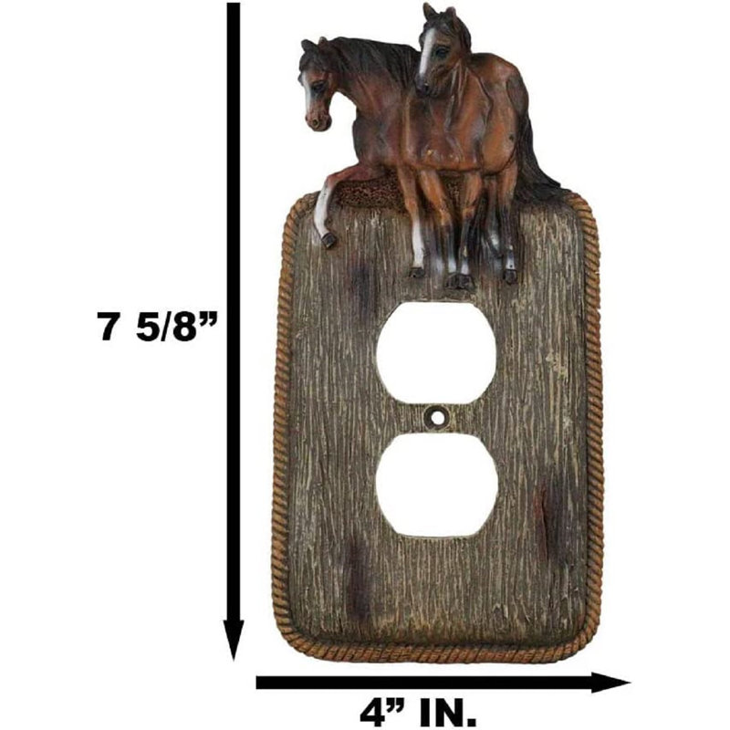 Kamarius Figurines & Sculptures