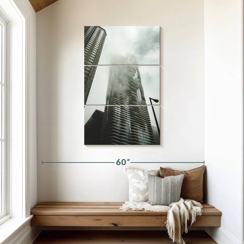 Lilie Chicago Skyscraper, 45" H x 28" W