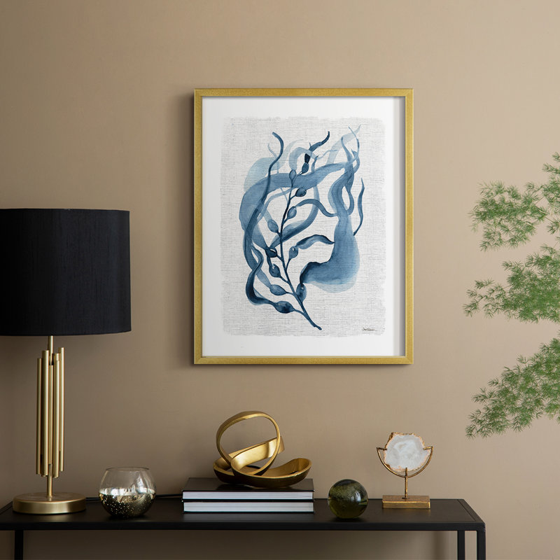 Reproduction encadrée marine en varech II - bois massif, H 30 po x l 24 po, Doré