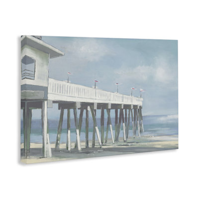  Art mural étendu sur une plage, "Pier over beach" par Liz Jardine