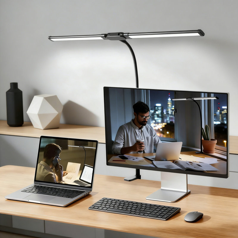Metal Clip On Lamp