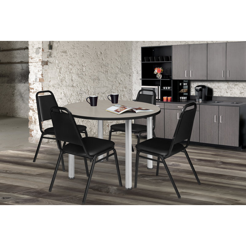 Plateau de table Kee, 4 chaises empilables, Chrome chrome, Érable, H 29 po x l 48 po x P 48 po