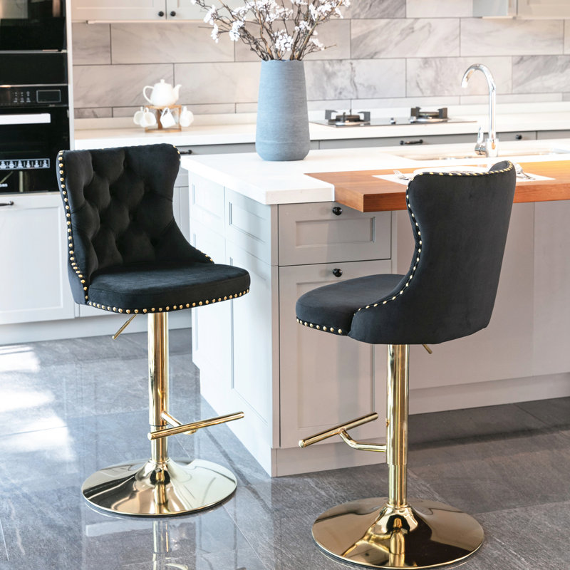 Siège pivotant doré à hauteur réglable de 25 à 33 pouces en velours confortable, tabourets de bar modernes noirs avec dossier, de 2 pour la maison et les îlots de cuisine