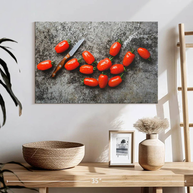Yarlin Succulent Tomatoes