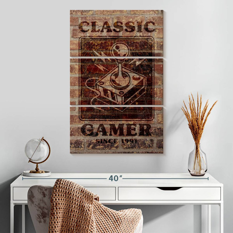 Classic Gamer, 32" H x 20" W