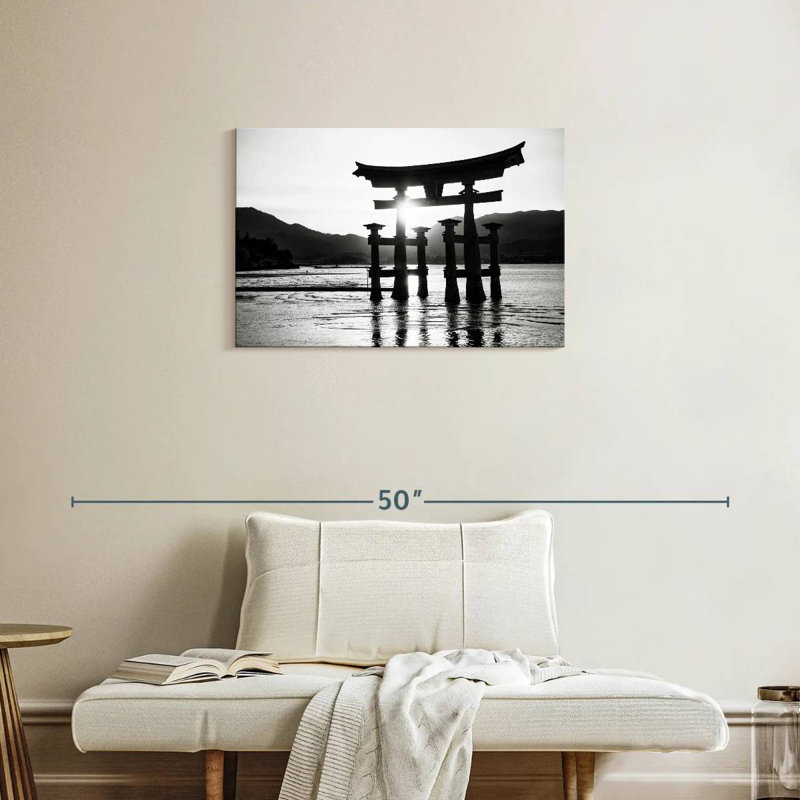 Nicci Miyajima Torii, H 20 po x l 30 po