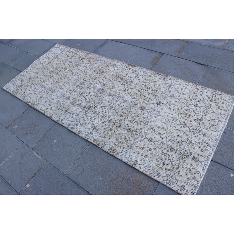 Vintage Boho Chic Turkish Rug - Beige Anatolian Bedroom Accent for Dorms