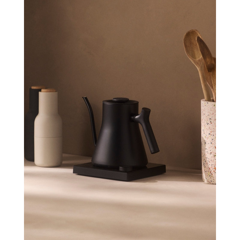 Stagg EKG Pro, US and Canada, Matte Black