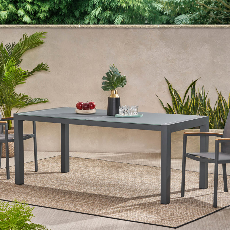 Table de salle à manger d'extérieur à structure en aluminium avec plateau en verre trempé gris, largeur de 70 pouces, table et table de rassemblement mémorable, profondeur de 36,38 po, facile à entretenir