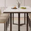 table de salle à manger en pierre frittée de style lumière pâle-109489023