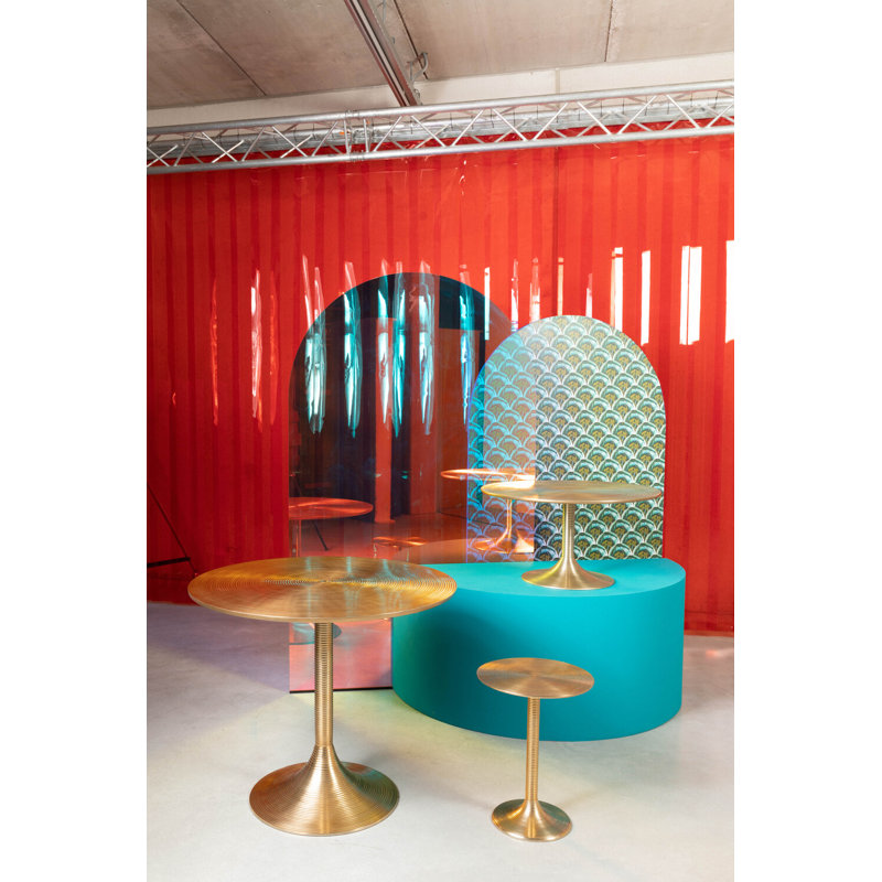 Hypnotising Round Metal Dining Table, Gold
