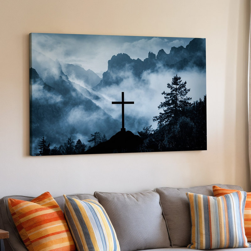 Toile, "Un paysage serein et éthéré avec une silhouette sombre proéminente", H 20 po x l 20 po