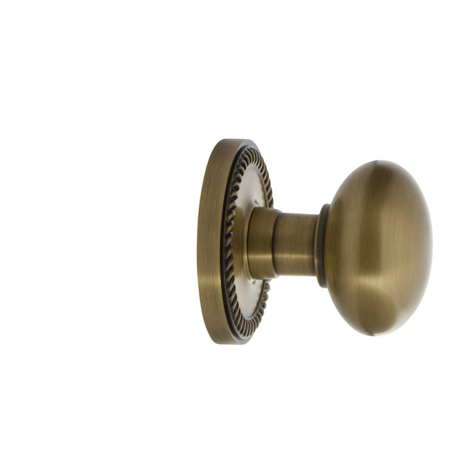 Grandeur Newport Rosette Privacy with Fifth Avenue Door Knob, Vintage Brass, 2 3/4"