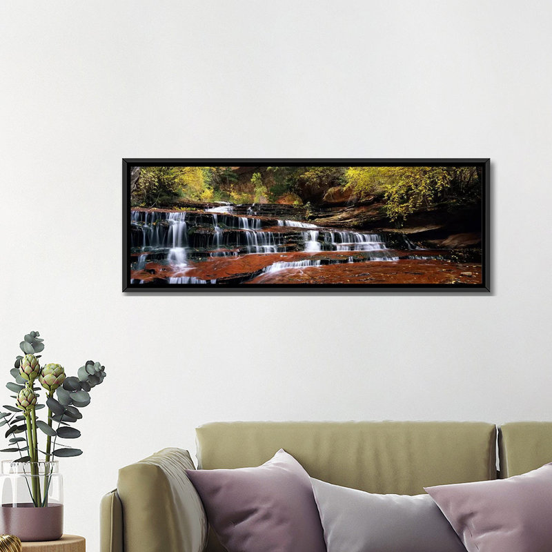 «Panoramic Waterfall in a Forest», reproduction de photo sur toile tendue, H 12 po x l 36 po x P 1,5 po