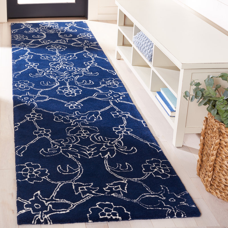 Fifth Avenue Hand Tufted New Zealand Wool Floral Rug, Runner 2'3" x 9'