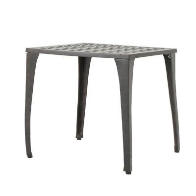 Table d'appoint d'extérieur durable avec une finition résistante aux intempéries, parfaite pour la décoration de patio et de jardin.