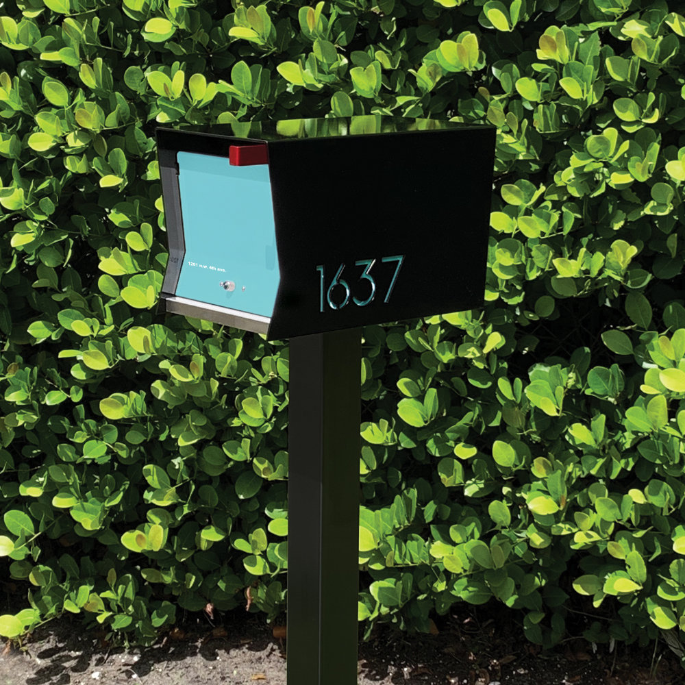 60'' H Free Standing Standard Post TedStuff 